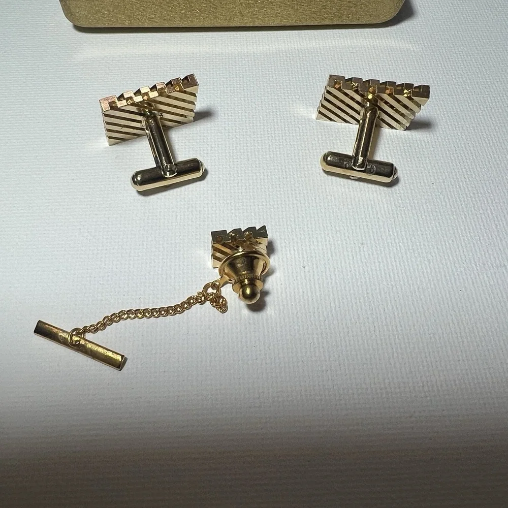 Men's Vintage New In Box Prince Robale Timeless Gold Tone Cuff Links & Tie‎ Pin